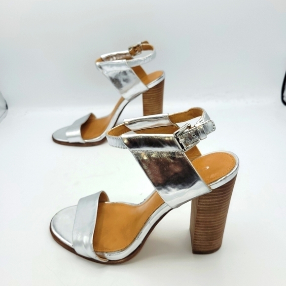 Coach Metallic/Silver Lexey Sandals Size 7 B - Picture 7 of 16